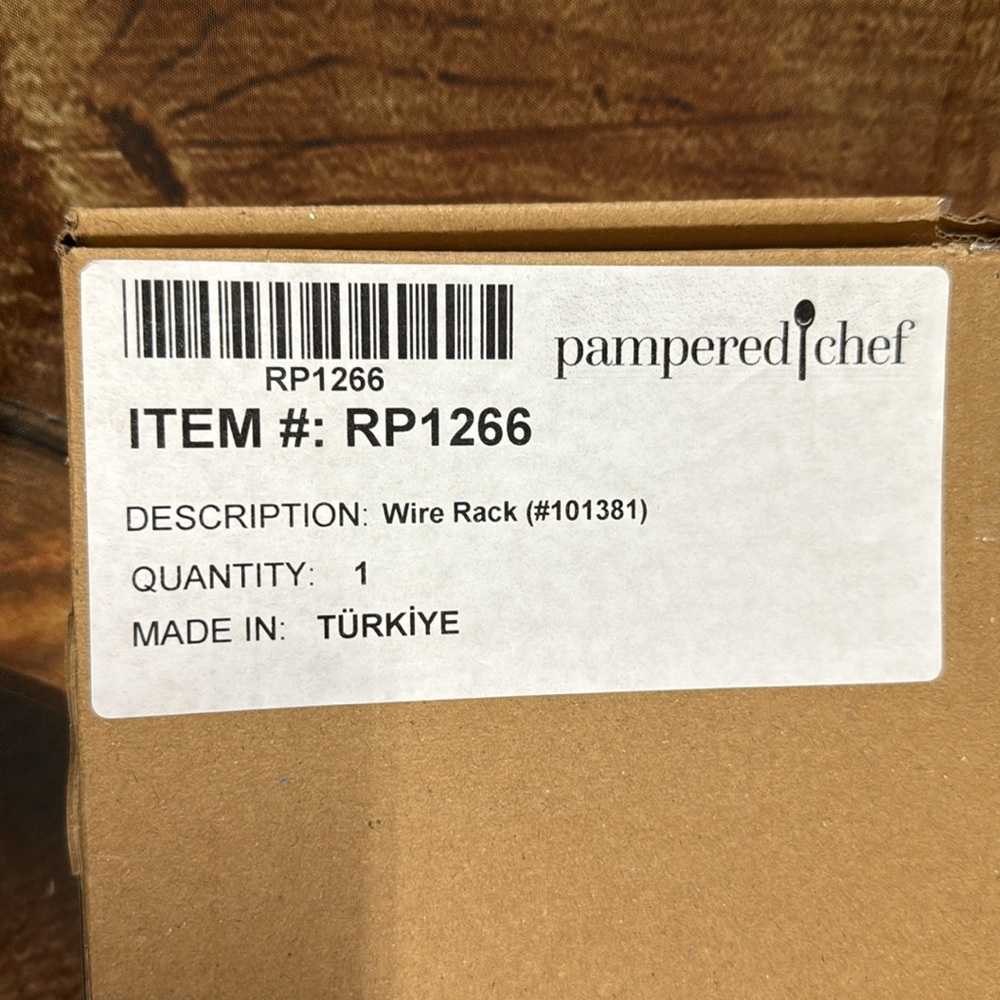 🆕Pampered Chef Tan Wire Rack - Picture 3 of 3